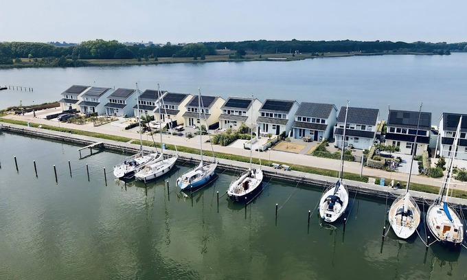 Municipality of Hollands Kroon House | 3 bedroom accommodation in Wieringerwerf