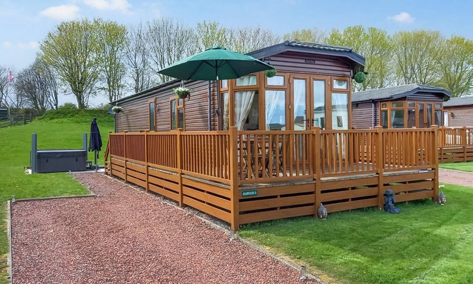 Morpeth Cottage | 3 bedroom accommodation in Bockenfield Park, near Morpeth
