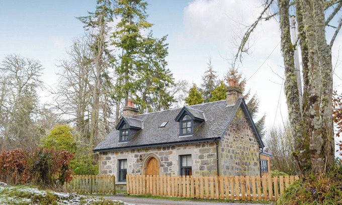 Kiltarlity Cottage | 3 bedroom accommodation in Beauly, near Inverness