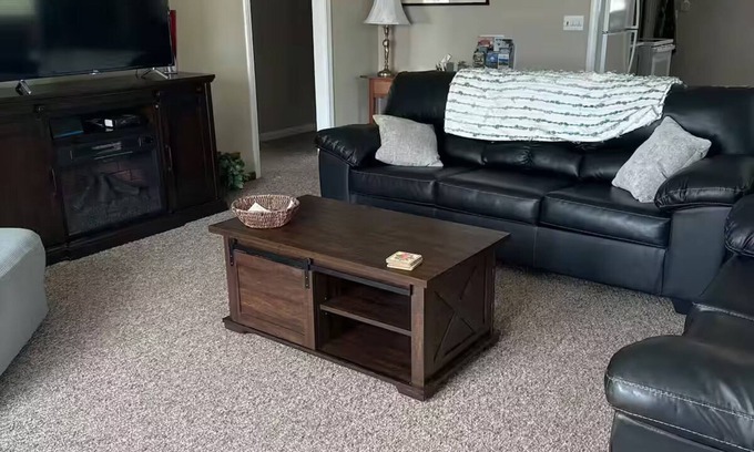 St Ignace Apartment | 3-bedroom apartment walking distance to Mackinac Island Ferry and downtown, WiFi