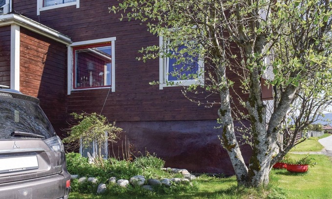 Giske Apartment | 3 bedroom awesome apartment in Giske