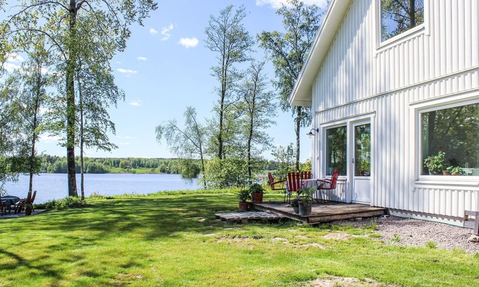 Orebro County House | 3 bedroom awesome home in örebro