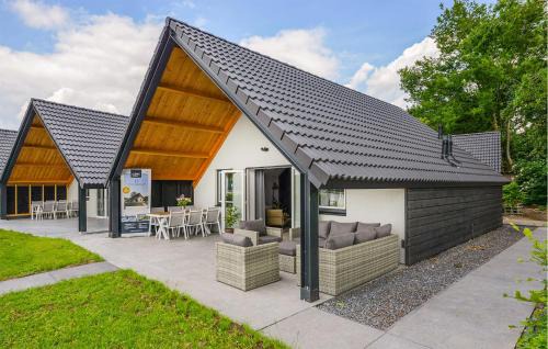 Kerkdriel House | 3 Bedroom Awesome Home In Kerkdriel