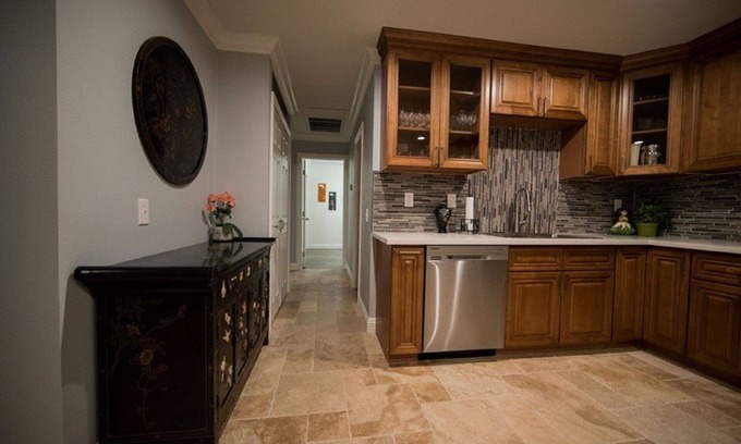 Downtown House | 3 bedroom beach beauty with everything! Pets are allowed