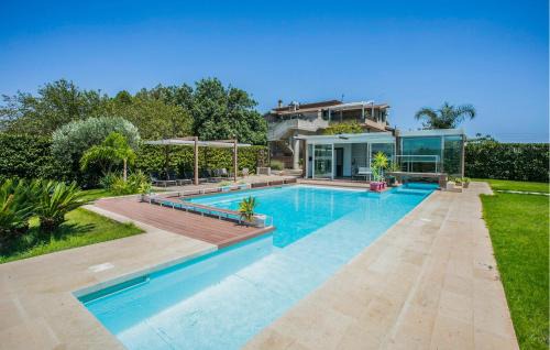 Noto House | 3 Bedroom Cozy Home In Rosolini