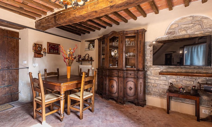 Pescia House | 3 bedroom cozy home in Sorana