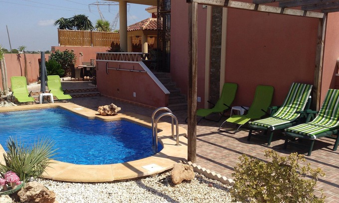 Lo Crispin Villa | 3 bedroom detached villa with private pool