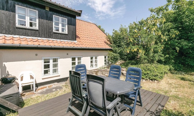 Allinge Apartment | 3 bedroom gorgeous apartment in Allinge