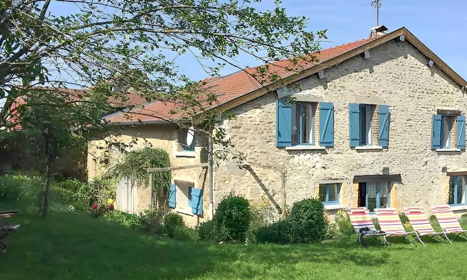 Germont House | 3 bedroom gorgeous home in Germont