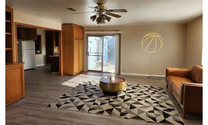 Vallejo House | 3 bedroom home minutes from Napa