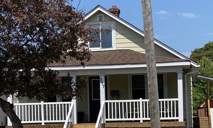 Point Edward House | 3 Bedroom House. 5 Minute Walk From Saint Clair River/lake Huron