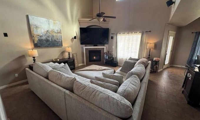 Biggs Field House | 3-bedroom house in charming El Paso with AC, fitness room, WiFi, Gated community