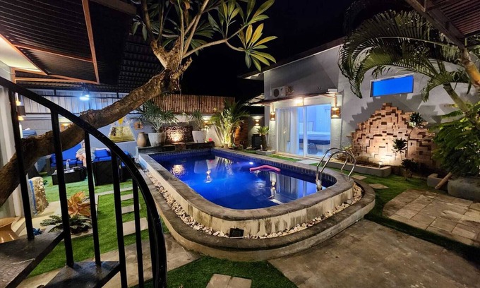 Sanur Kauh House | 3-bedroom house in serene Sanur, Bali with AC, WiFi. Relax and unwind