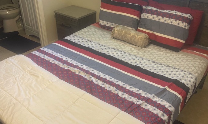 Lehigh Acres House | 3-bedroom house in enjoyable Lehigh Acres with WiFi, AC