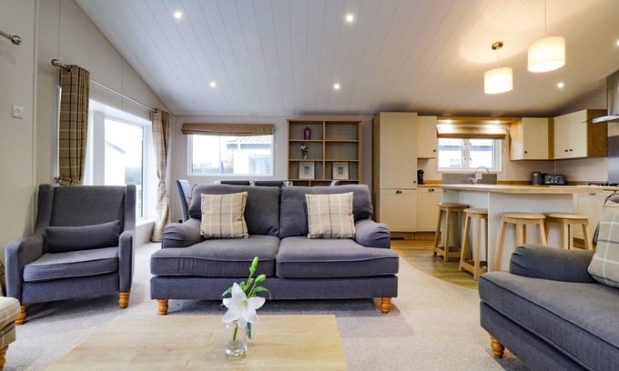 Pevensey Cottage | 3 Bedroom Lodge at Pevensey Bay