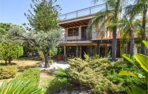 Partinico House | 3 Bedroom Lovely Home In Borgetto