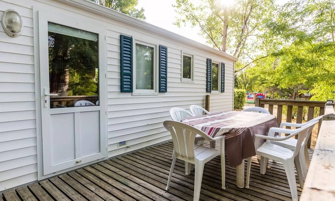 Saint-Pompont House | 3-bedroom mobile home - uncovered terrace (bunk beds) sleeps 6