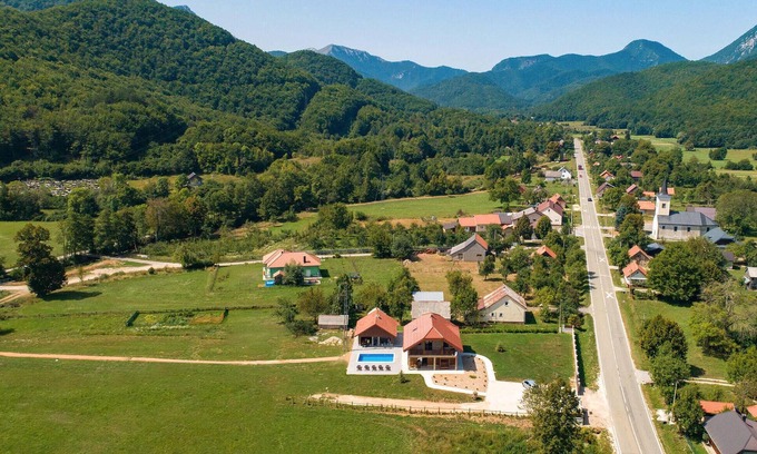 Brusane House | 3 bedroom nice home in Brusane