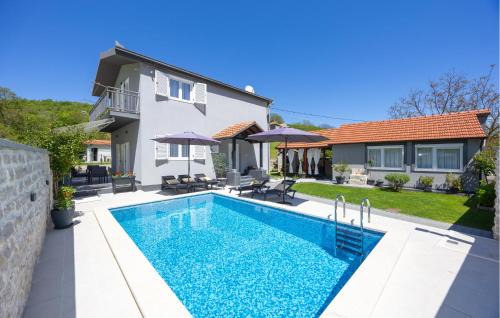 Citluk House | 3 Bedroom Nice Home In Lucane