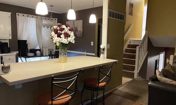 Overland Park House | 3 bedroom oasis in a quiet community