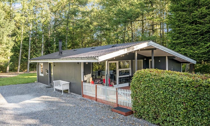 Arrild Ferieby House | 3 bedroom pet friendly home in Toftlund