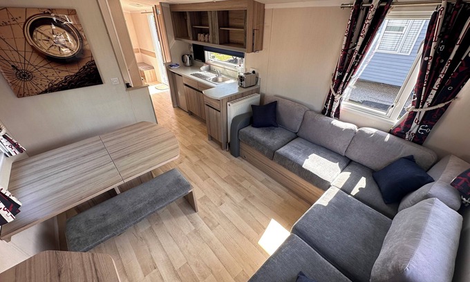 Glasgow House | 3-Bedroom Swift Caravan, Glasgow