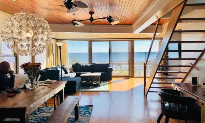 North Beach Cottage | 3 bedroom, waterfront cottage on the shores of the Chesapeake Bay.