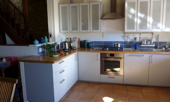 Saint-Clar House | 3 bedroomed house in beautiful arcaded square