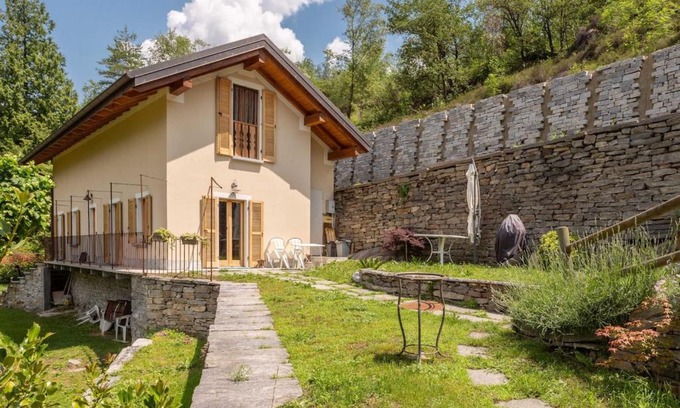 Montecrestese House | 3 bedrooms house with furnished garden and wifi at Montecrestese VCO