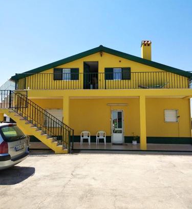 Sobral de Monte Agraco House | 3 bedrooms house with enclosed garden and wifi at Sobral de Monte Agraco