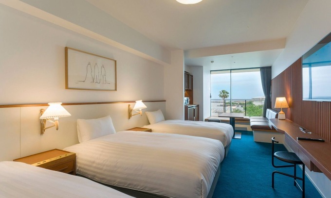 Atami Hotel | 3 Beds RoomNopets allowed1offsite parking lot/Atami Shizuoka