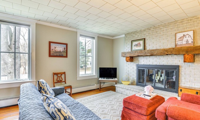 Cape Vincent House | 3 Blocks to Lake Ontario: Getaway in Cape Vincent!