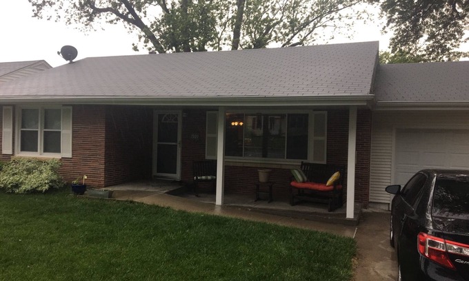 Bethany House | 3 BR, Renovated house in quiet area. SELF check in! NE Lincoln, Close 2 it all