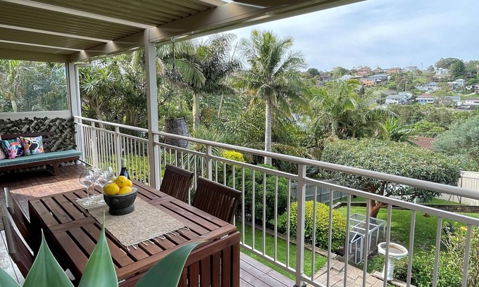 Kiama House | 3 'Ceas' Kiama - Central, Convenient, Comfortable holiday home