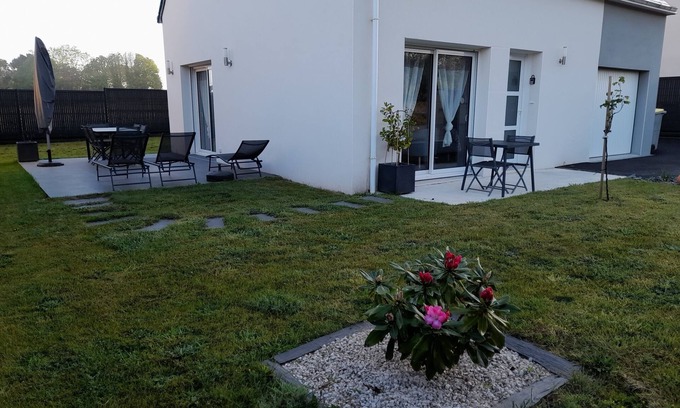 Pont-l'Abbe House | 3* HOUSE WITH GARDEN AND TERRACE (sleeps 8) in Pont-L'Abbe