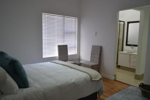 Klerksdorp House | 3 Kiaat Suites