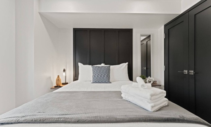 Leamington House | 3 Levels, 3 Bedroom, Retreat
