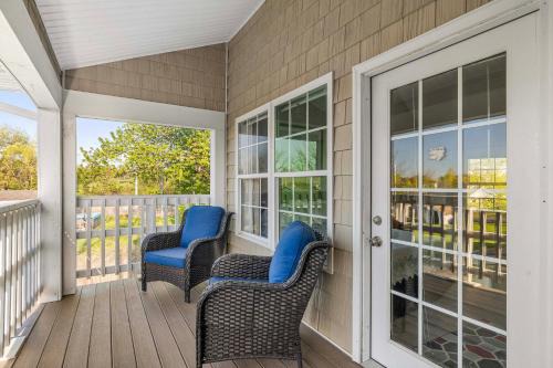 Athol Springs House | 3 Mi to Beach Golfers Paradise in Lake View!