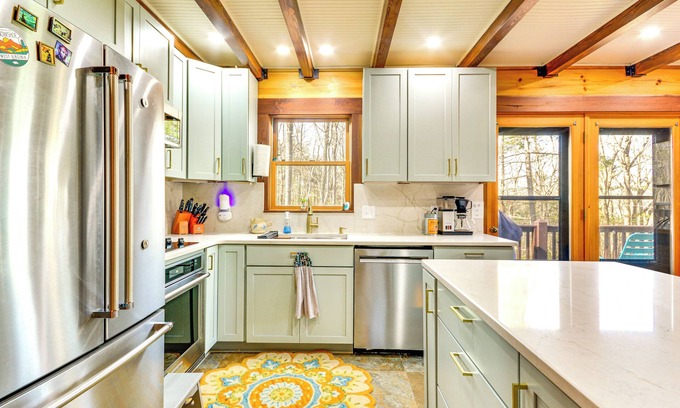 Galax Cabin | 3 Mi to Main St Galax: BBQ-Ready Home w/Fire Pit!
