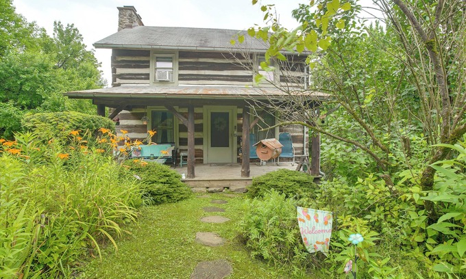 Sharpsburg Cabin | 3 Mi to River: 11-Acre Retreat in Rural Stockport