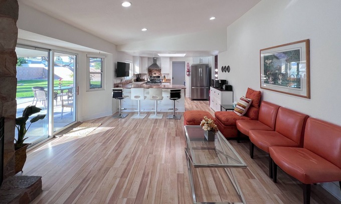 Racquet Club South House | 3 miles from Down town and Airport Palm Spring
