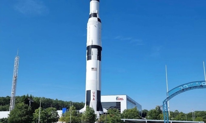 Sherwood Park Apartment | 3 mins from NASA/Space Center