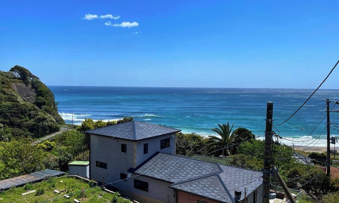Katsuura House | 3 mins to beach Ocean view 4 bedrooms beach house/Katsuura Chiba