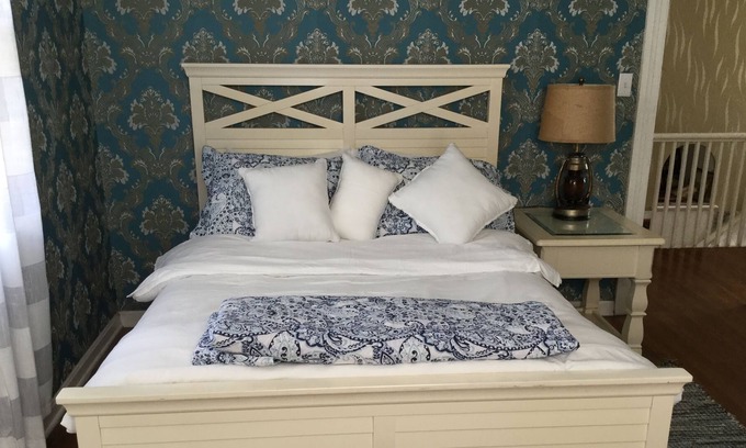 Colonial Heights House | 3 Minutes to I 95 All Restaurants to Shopping 5 Minutes to Historic Petersburg