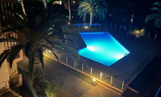 Sainte-Maxime City Centre Apartment | 3 mn from beach and town center