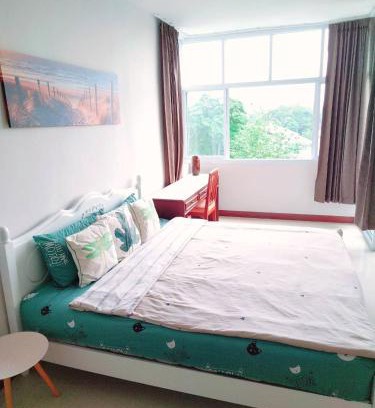 Wat Ket Apartment | 3 pool with condo opposite the train station, near old city and Nimman