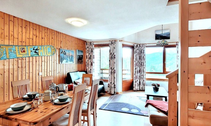 Les Gets Apartment | 3-room apartment at the slopes with parking and WiFi