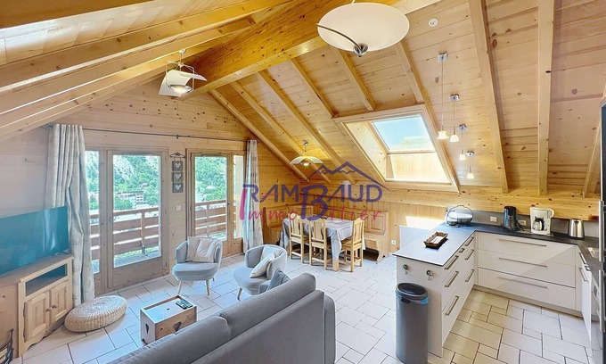 Valloire Apartment | 3 rooms 6 beds Foot of slopes Covered parking