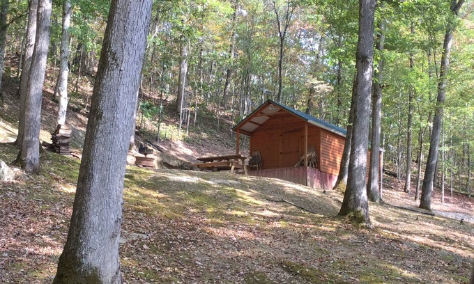 Saint Helens Cabin | #3, Soothing cabin with AC in Beattyville - Perfect for a getaway