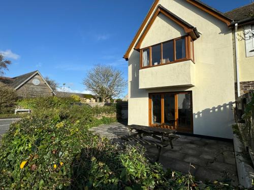 St. Just in Roseland House | 3 The Bowling Green